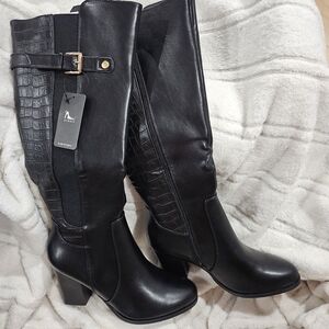 Elegant Black Leather Knee-High Boots